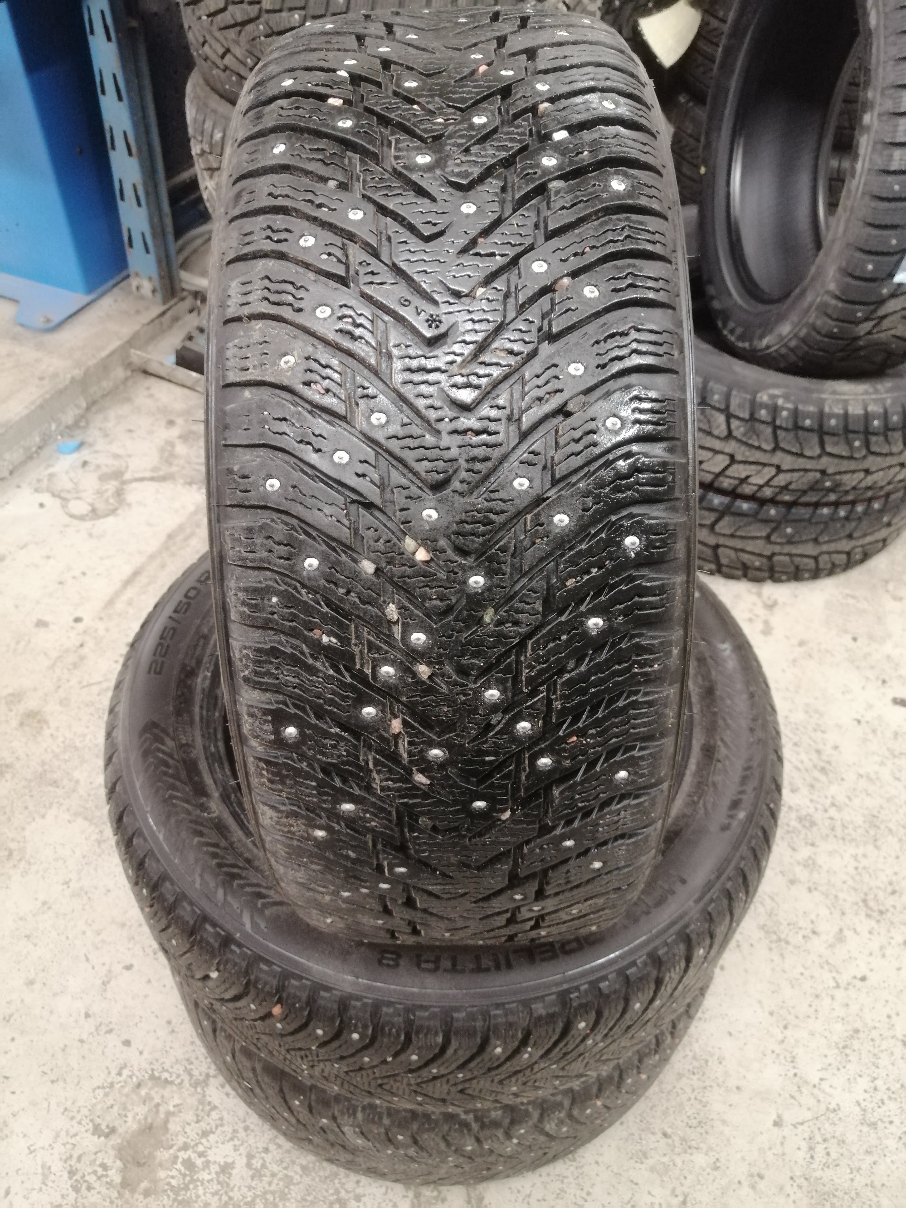 naastrehv Nokian Hakkapeliitta 8