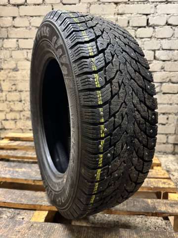 Winter studded Nokian Hakkapeliitta C4