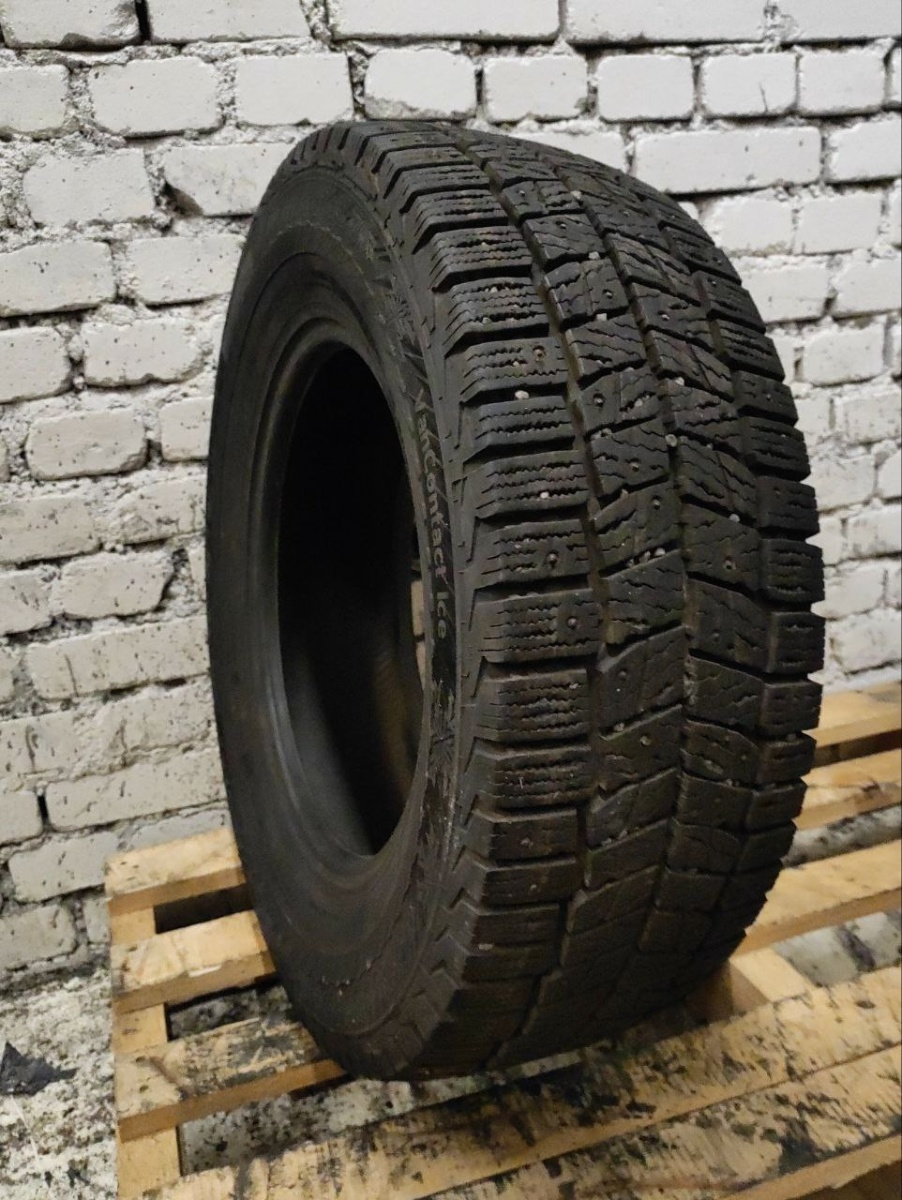 naastrehv Continental Van Contact Ice