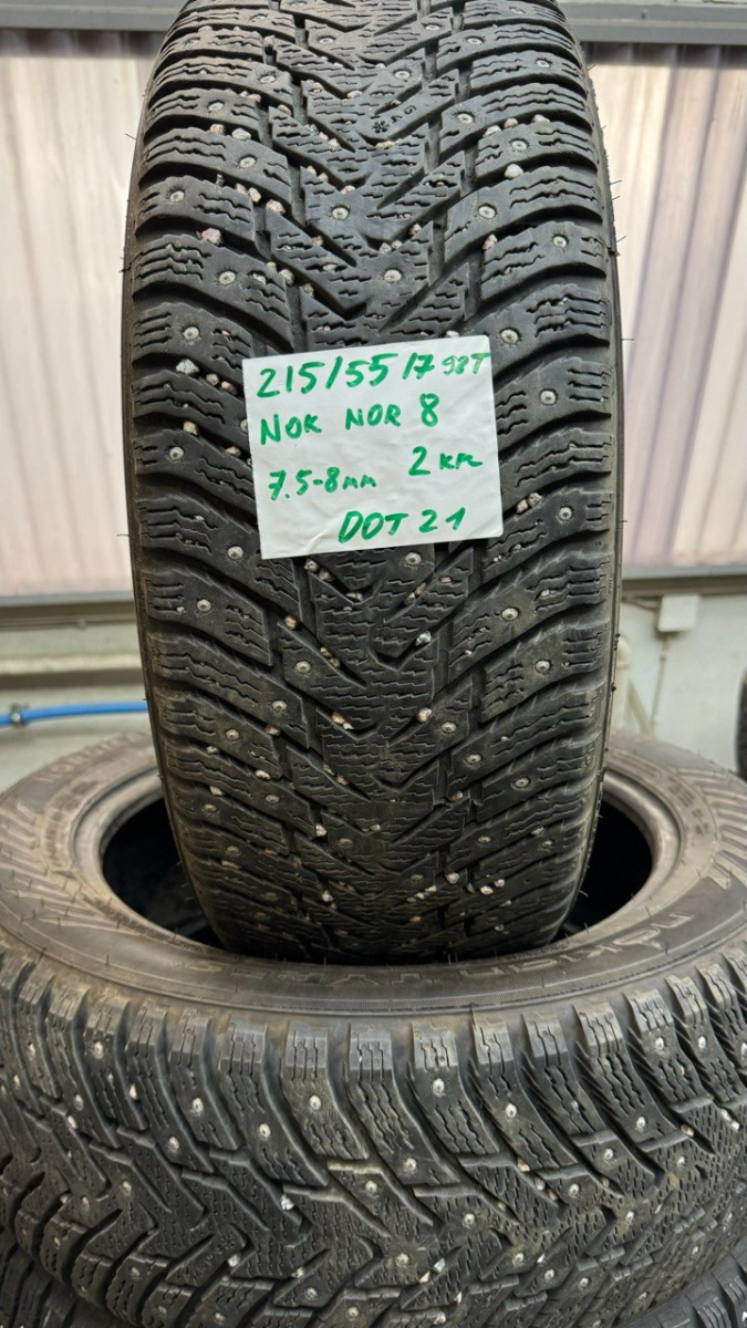 naastrehv Nokian Nordman 8