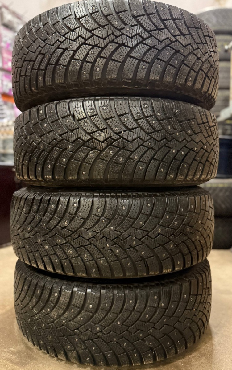 naastrehv Pirelli Winter Ice Zero 2
