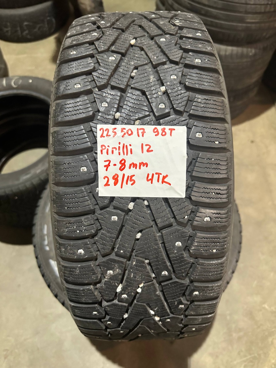 naastrehv Pirelli WINTER ICE ZERO