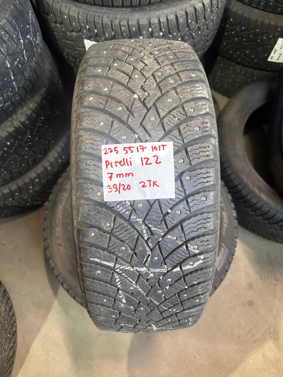 naastrehv Pirelli Winter Ice Zero 2