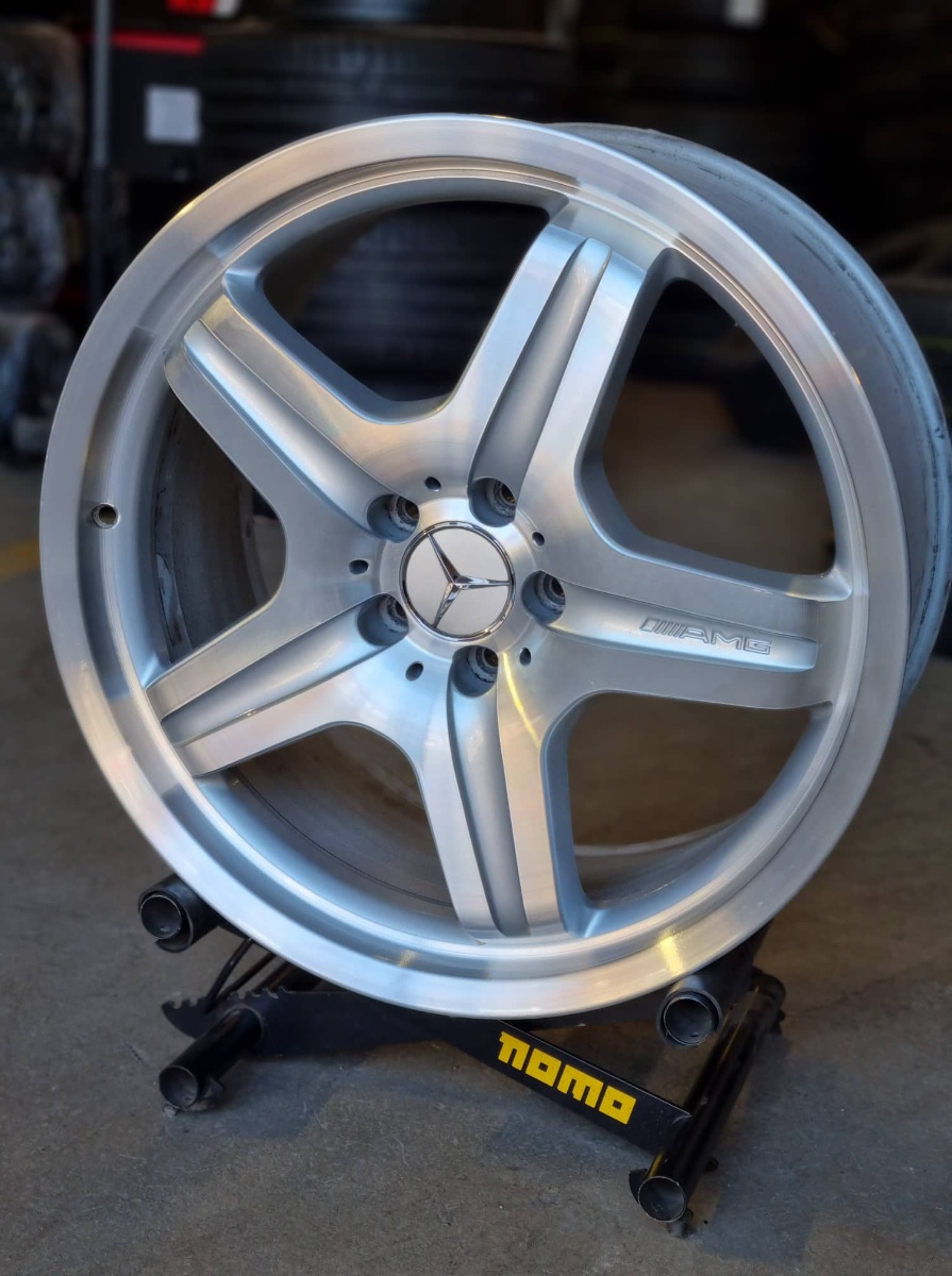 valuveljed Mercedes-Benz AMG Demo